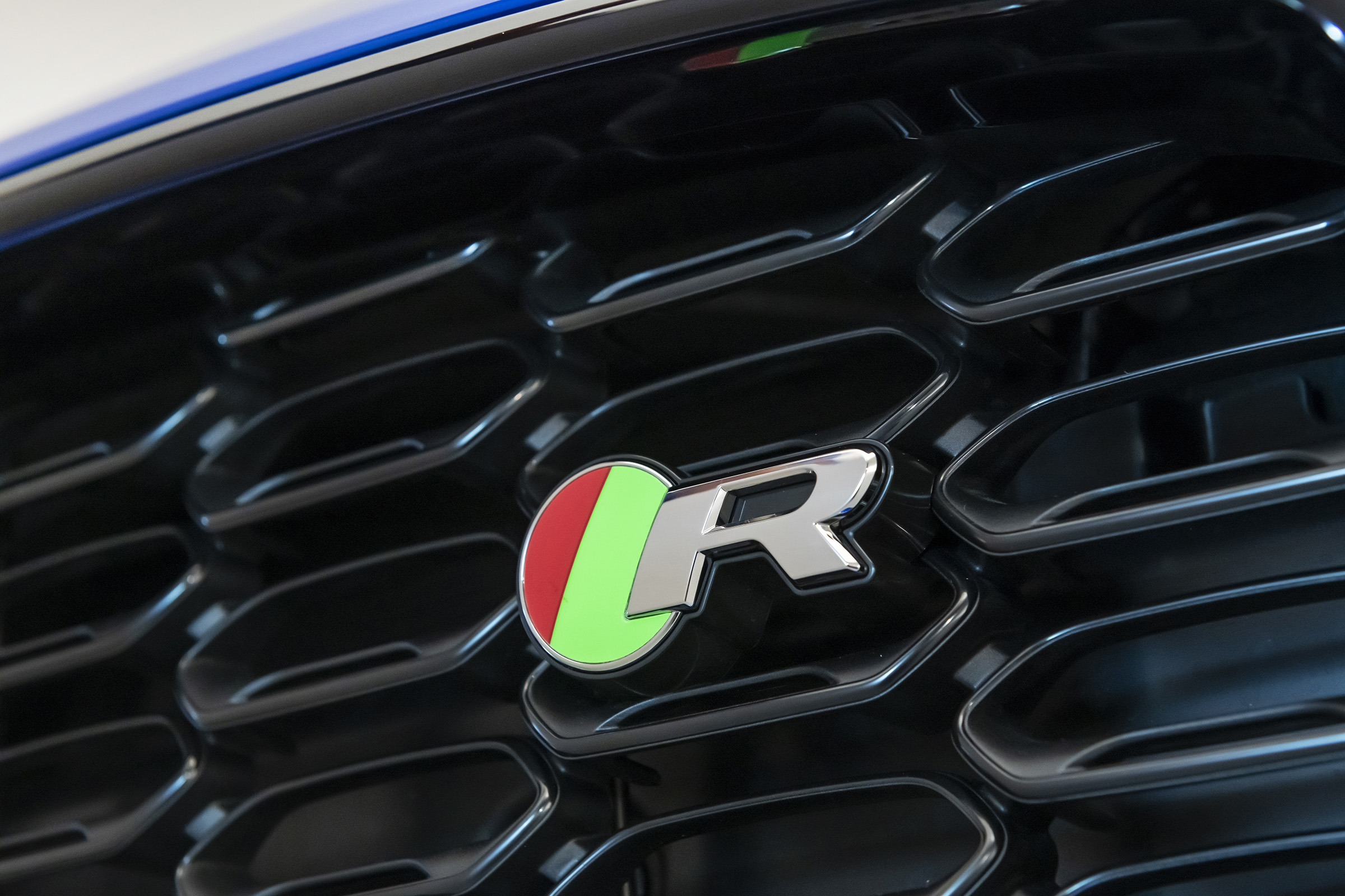 2020 Jaguar F-Type R badge