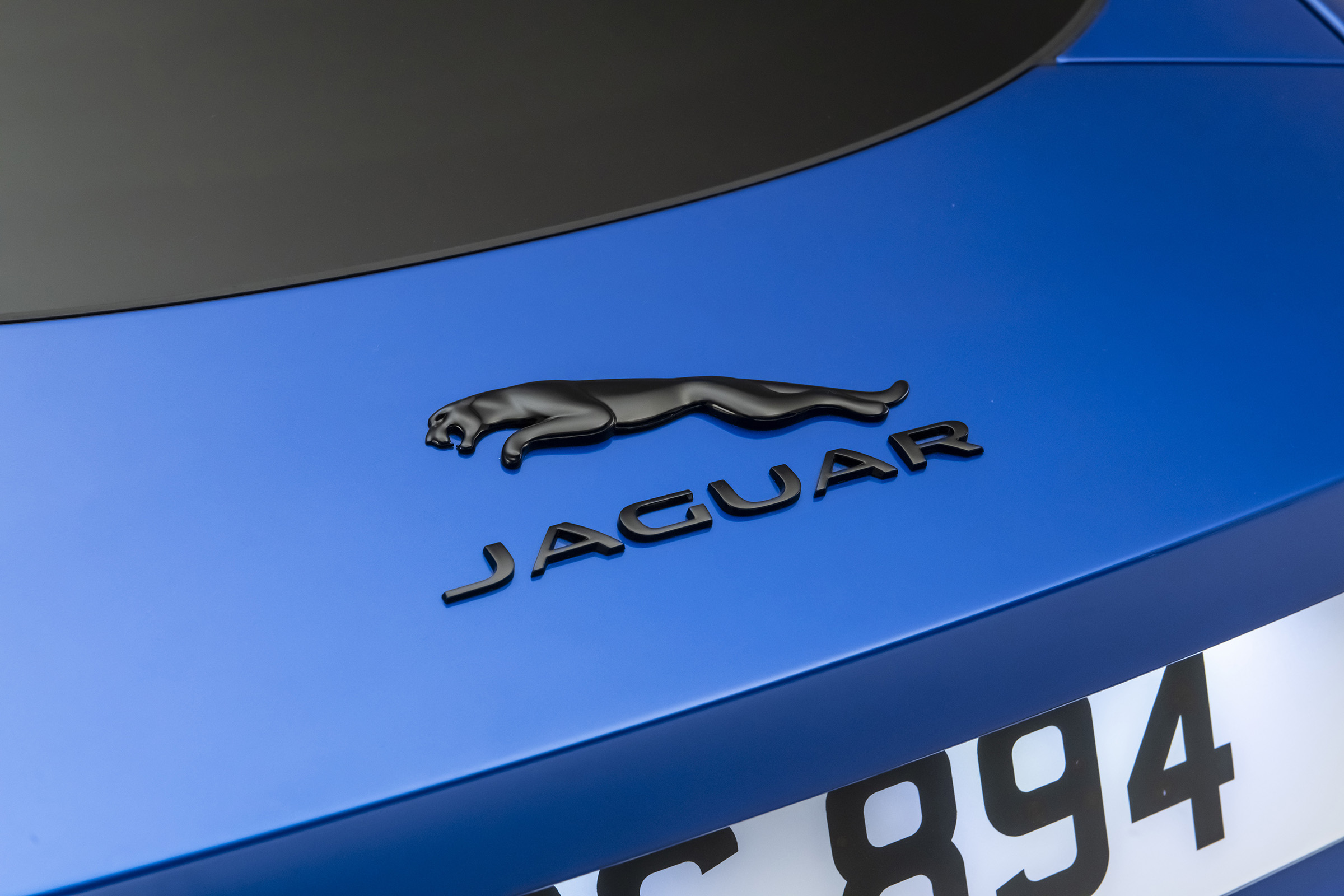 2020 Jaguar F-Type badge