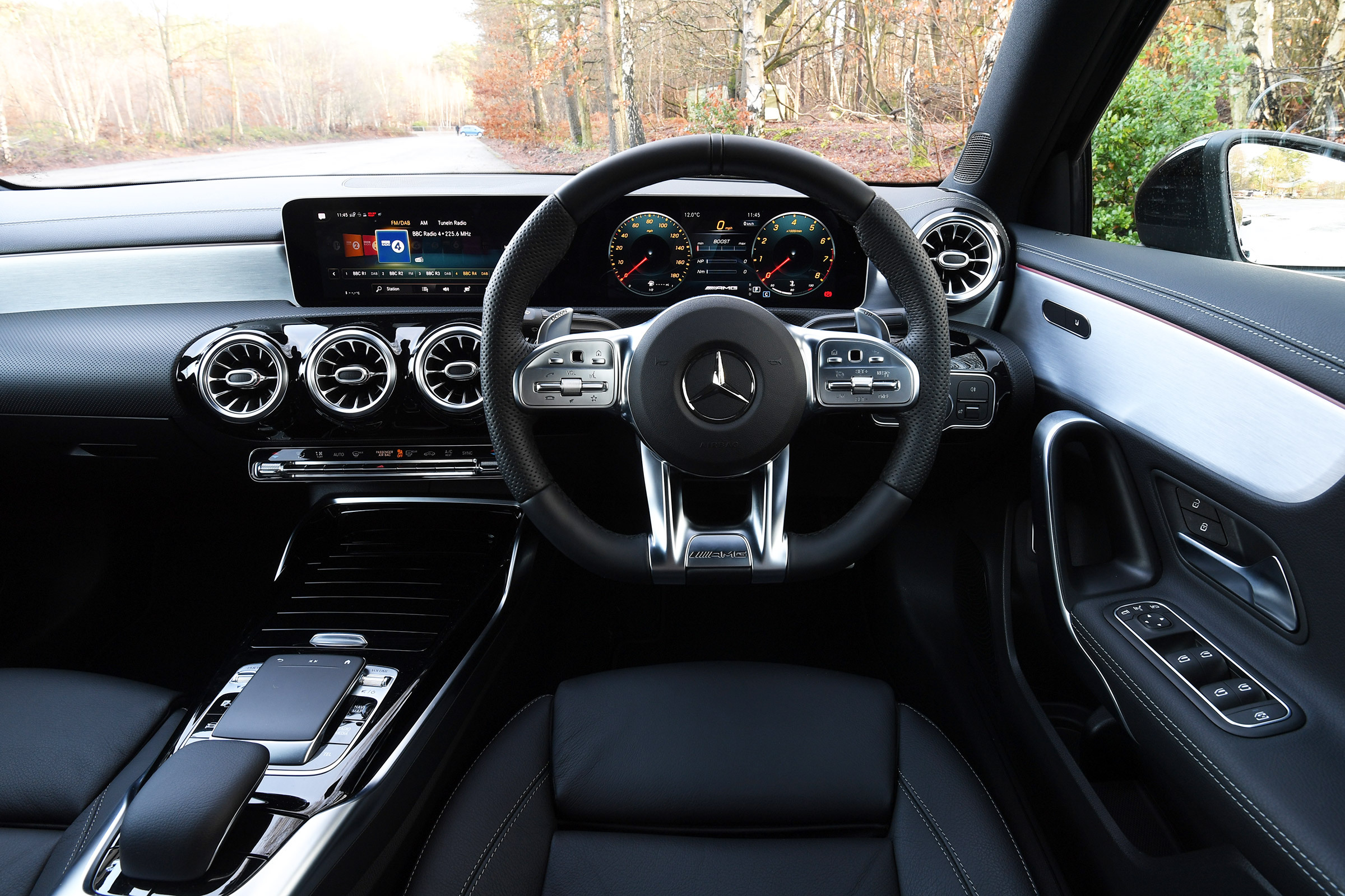 Mercedes-AMG A 35 Saloon interior