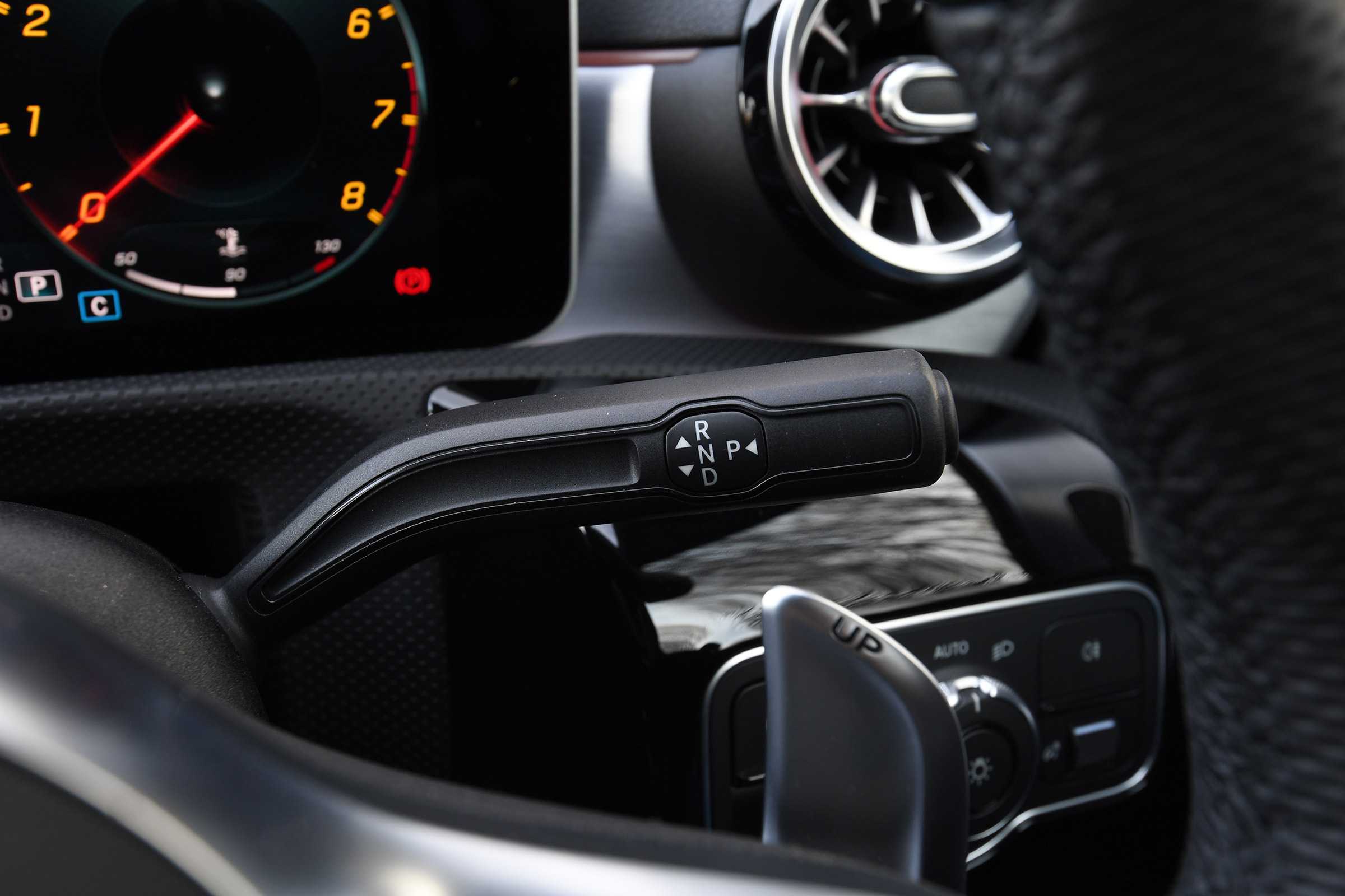 Mercedes-AMG A 35 Saloon paddle shifters
