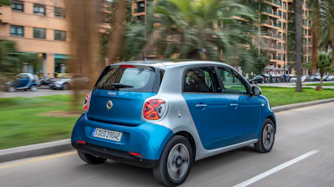 Smart EQ ForFour hatchback rear 3/4 tracking