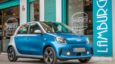 Smart EQ ForFour hatchback front 3/4 static diner