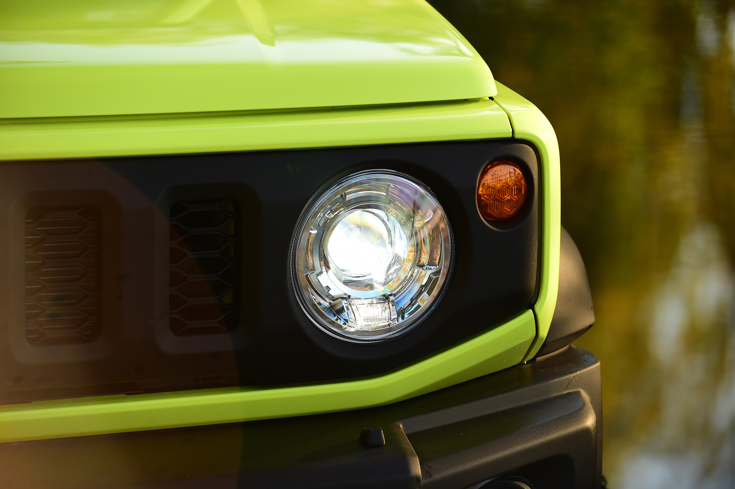 Suzuki Jimny SUV headlights