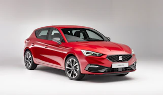 2020 SEAT Leon - front 3/4 view