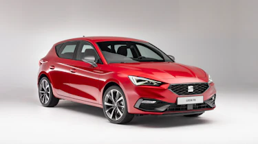 2020 SEAT Leon - front 3/4 view