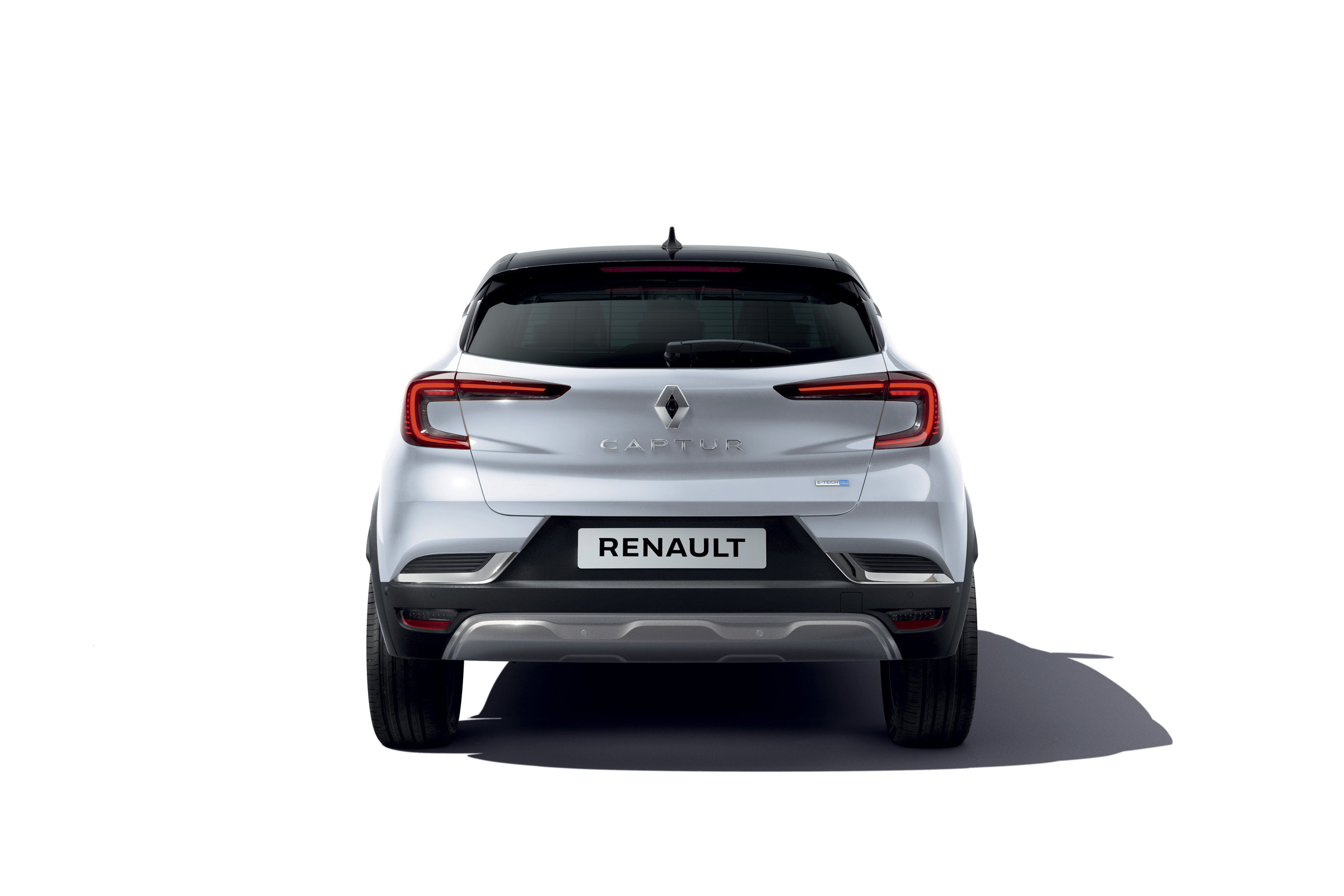2020 Renault Captur E-Tech - Rear view