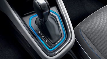 2020 Renault Clio E-Tech - Gear lever