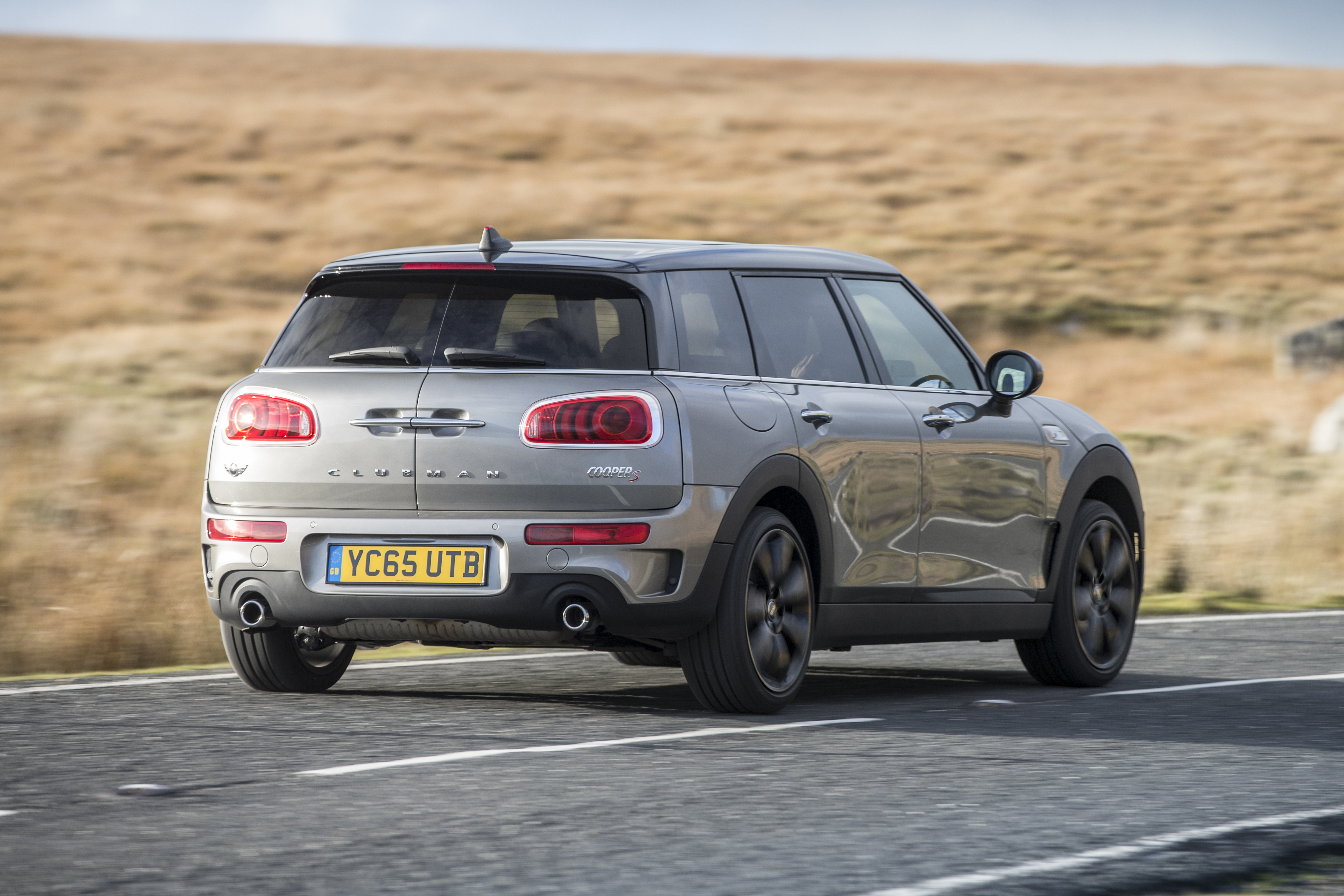 MINI Clubman - rear 3/4 view