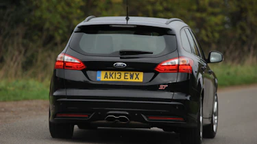 Ford Focus ST - rear 3/4 view