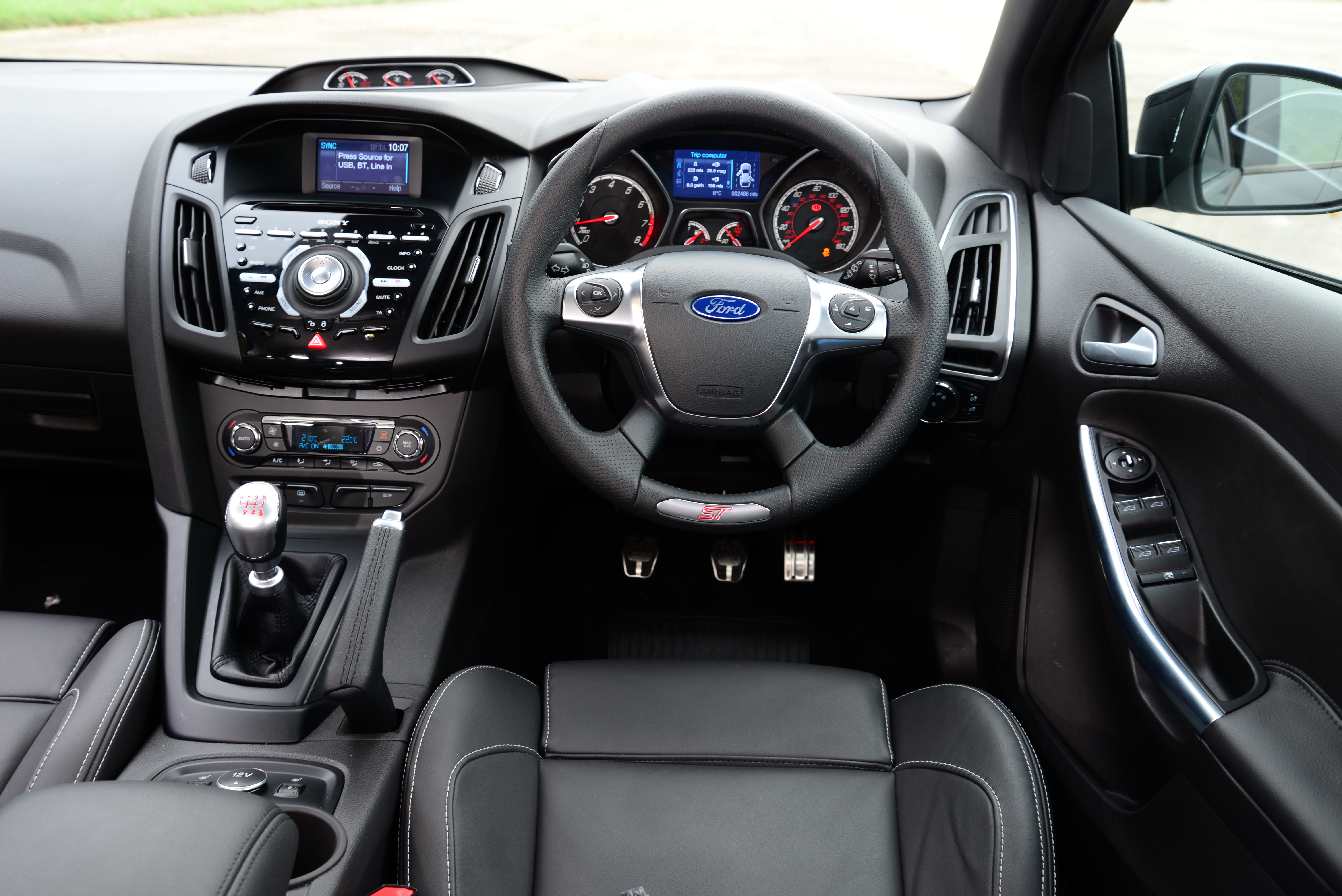 Ford Focus ST - interior