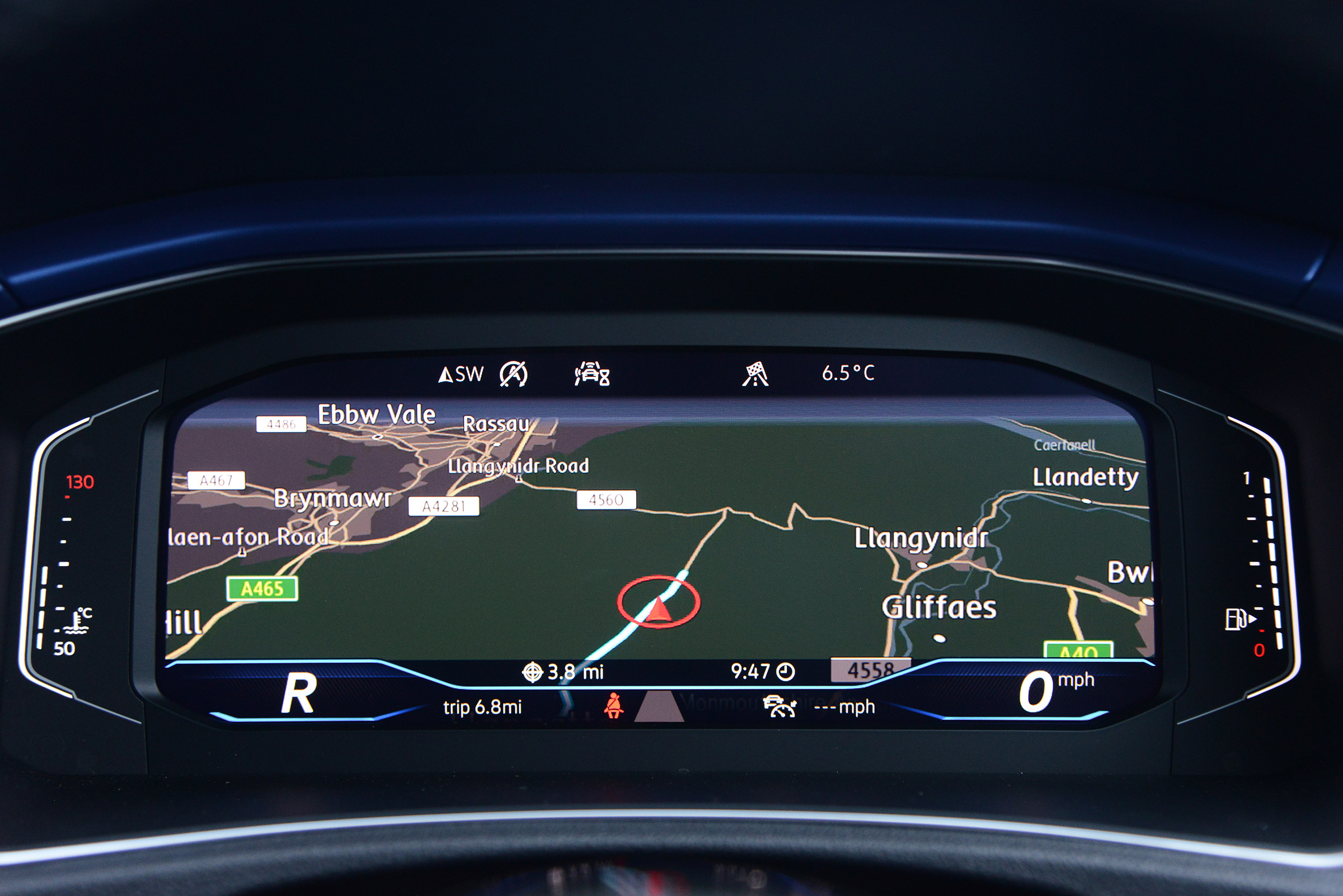 Volkswagen T-Roc R digital dashboard