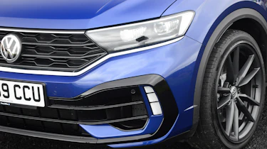 Volkswagen T-Roc R front end