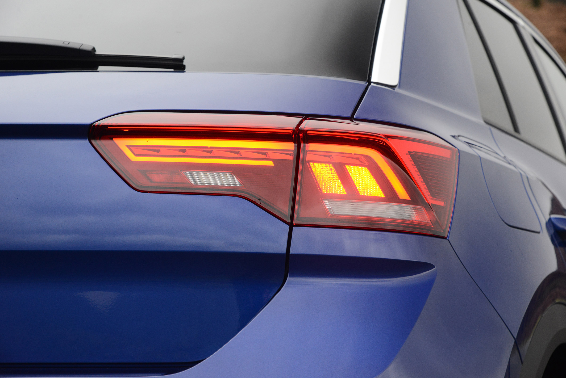 Volkswagen T-Roc R tail-light