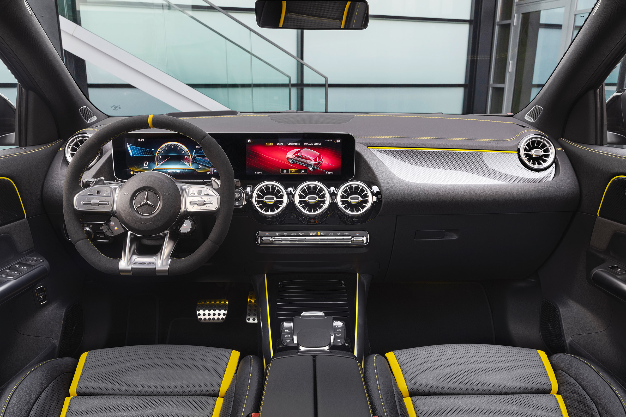 Mercedes-AMG GLA 45 S SUV interior