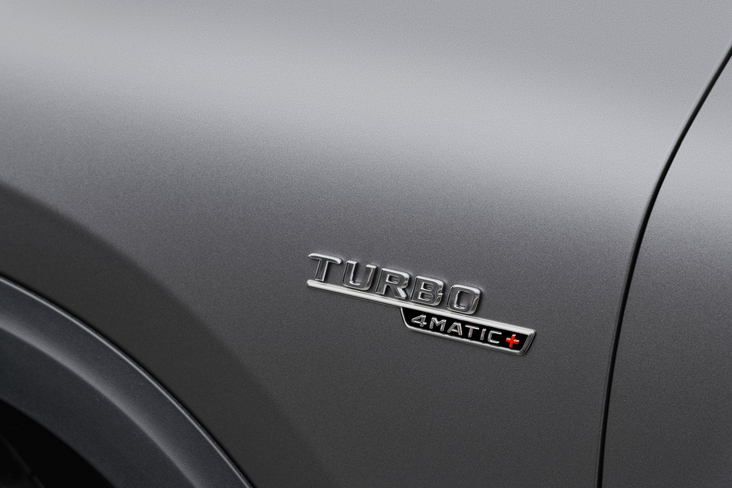 Mercedes-AMG GLA 45 S SUV badges