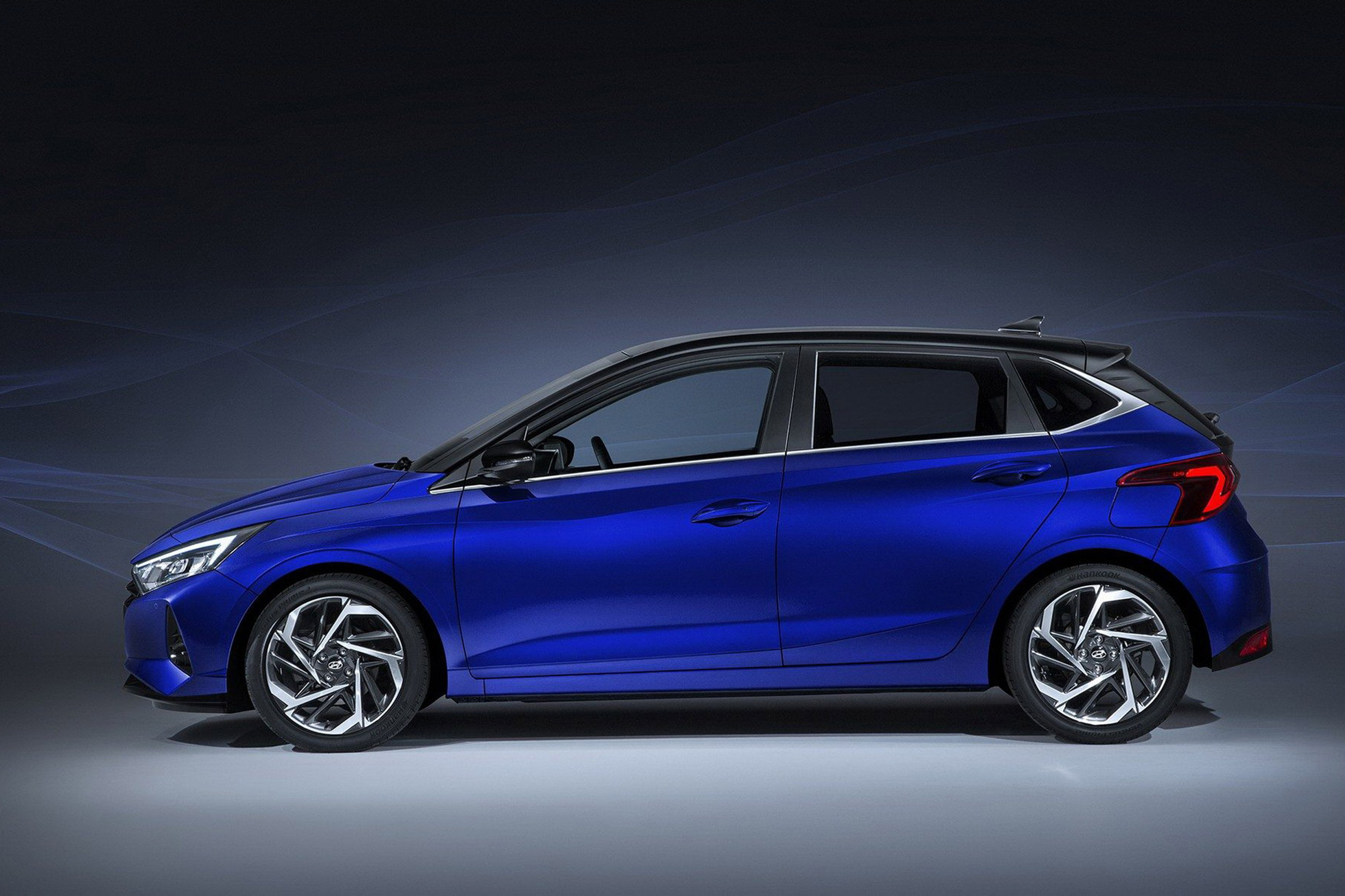 New Hyundai i20 leaked - side
