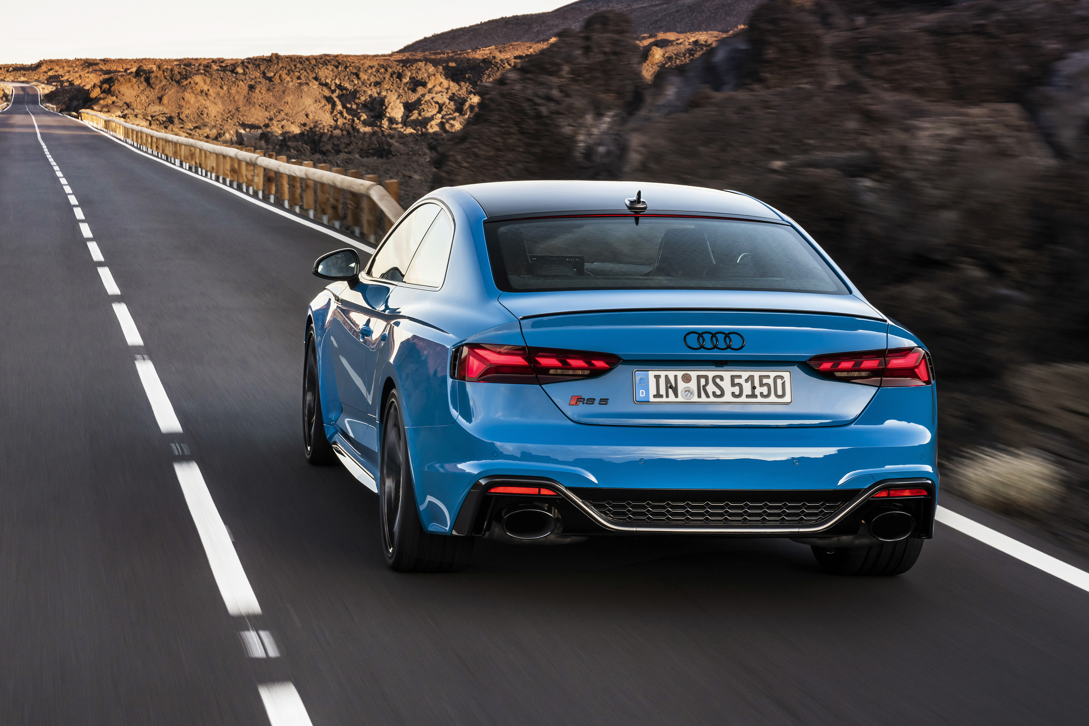 2020 Audi RS5 Coupe - rear 3/4 dynamic 