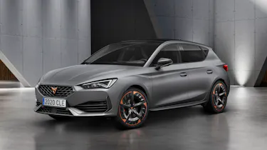 Cupra Leon PHEV - front 3/4 view