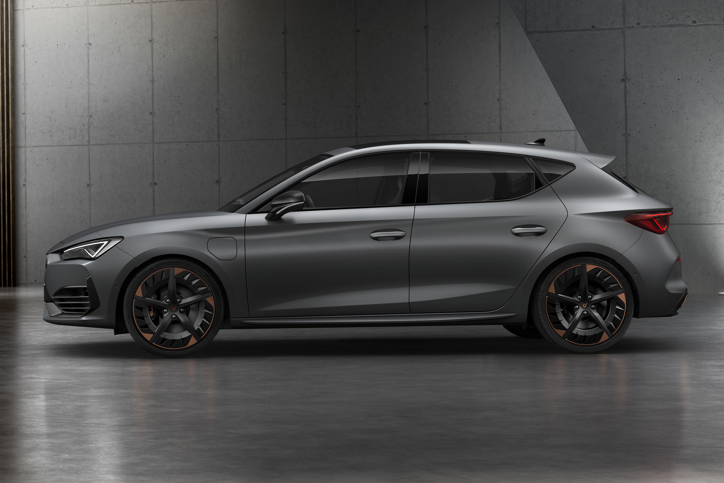 Cupra Leon hatchback - side view