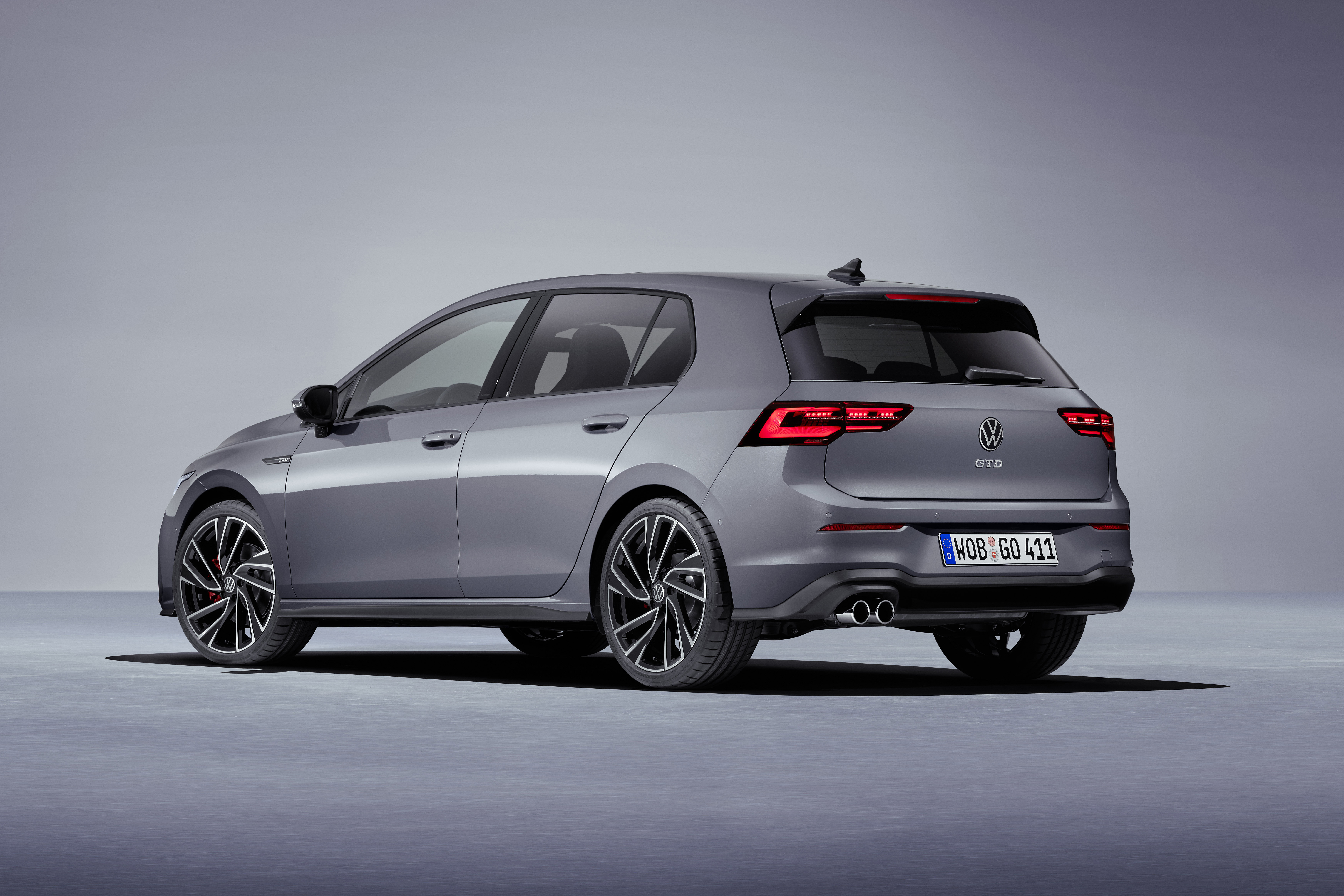 2020 Volkswagen Golf GTD - rear 3/4 view