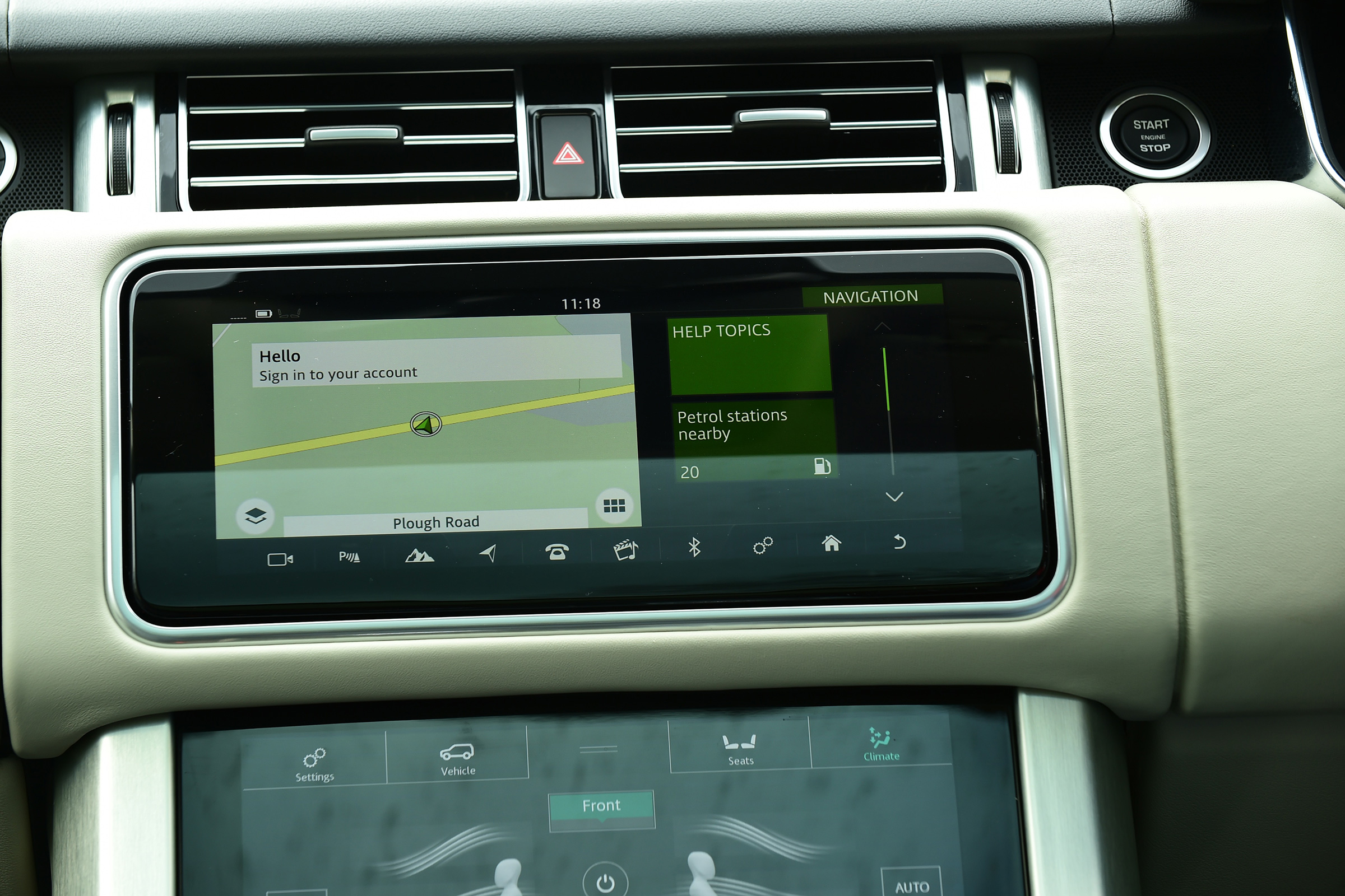 2020 Range Rover Vogue P400 - Sat nav