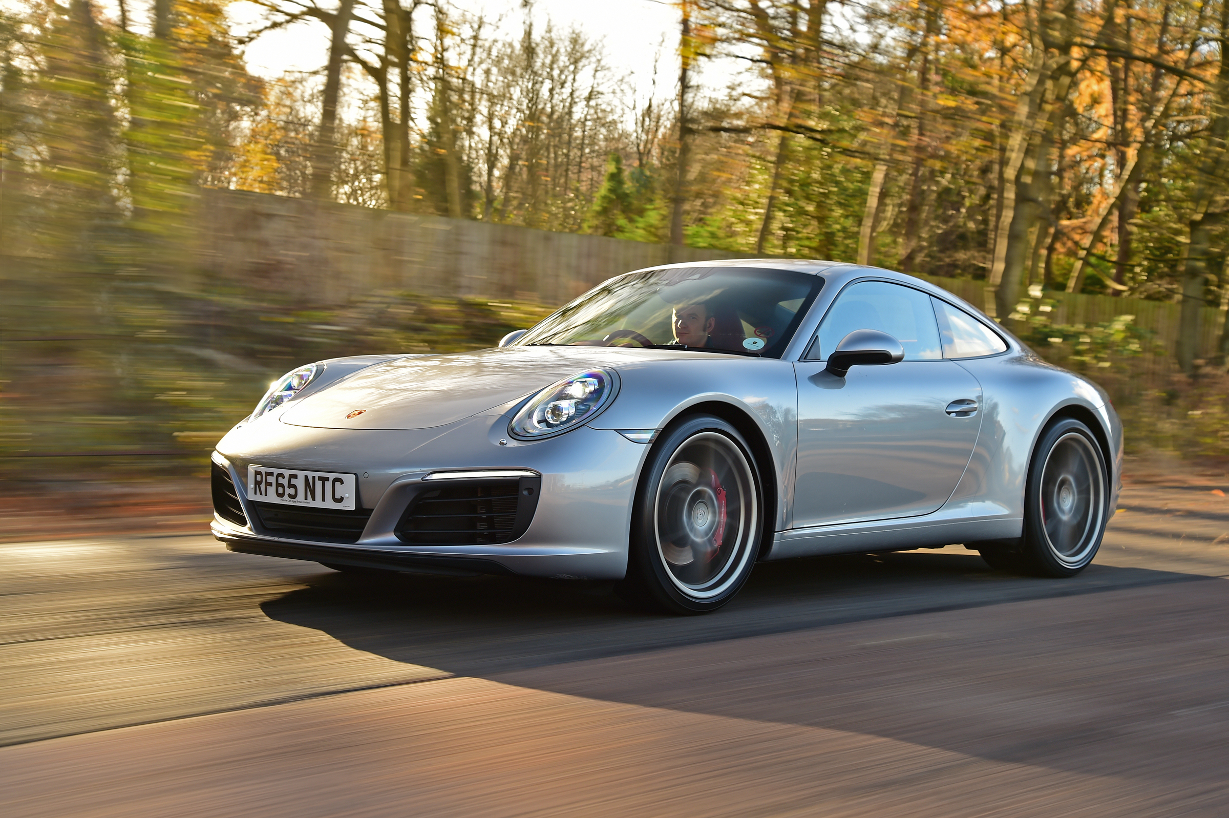 Porsche 911 - front 3/4 view