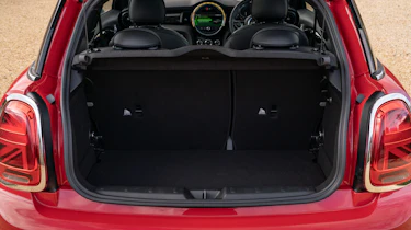 MINI Electric hatchback boot