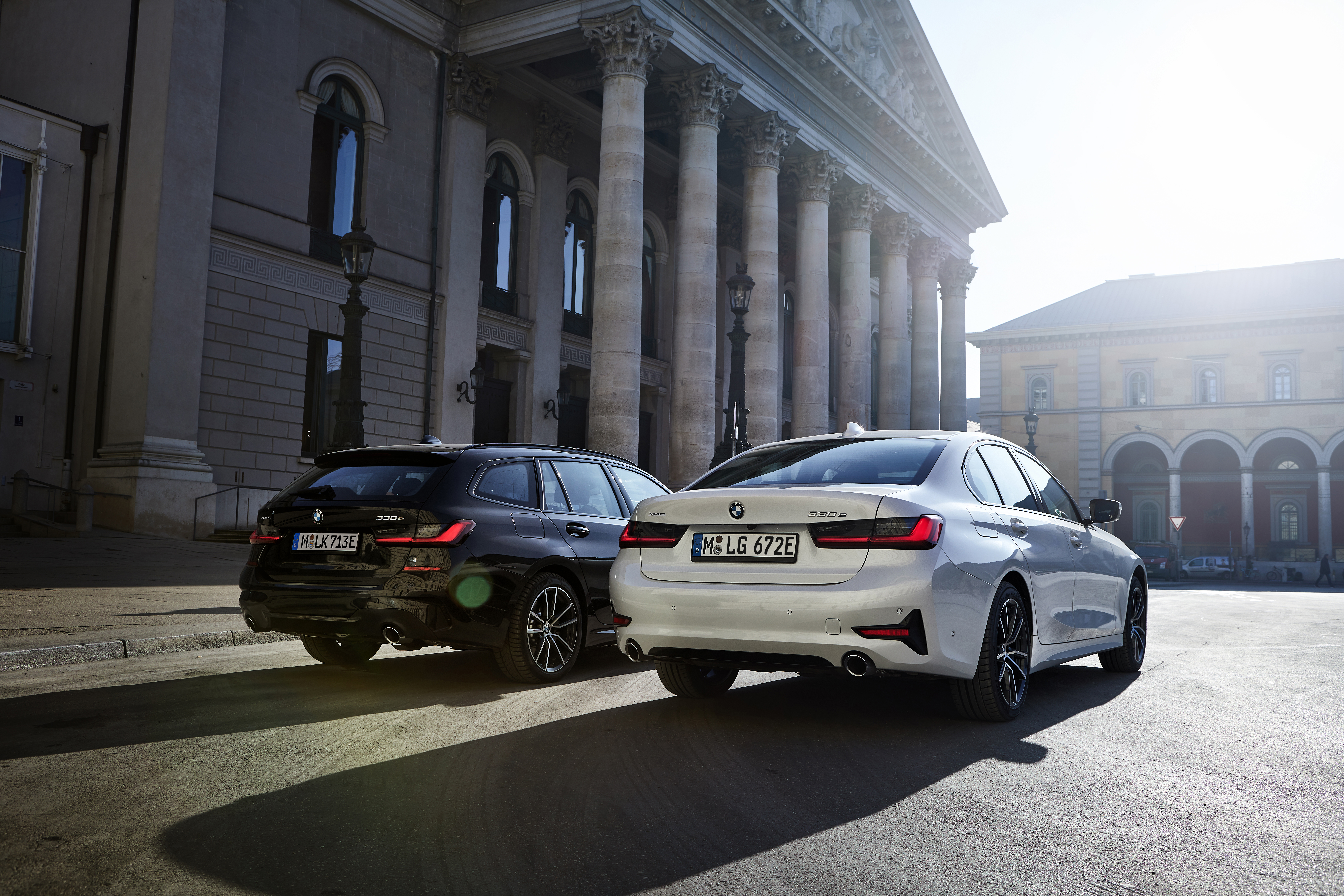 2020 BMW 330e Touring and 330e Saloon - rear 3/4 view