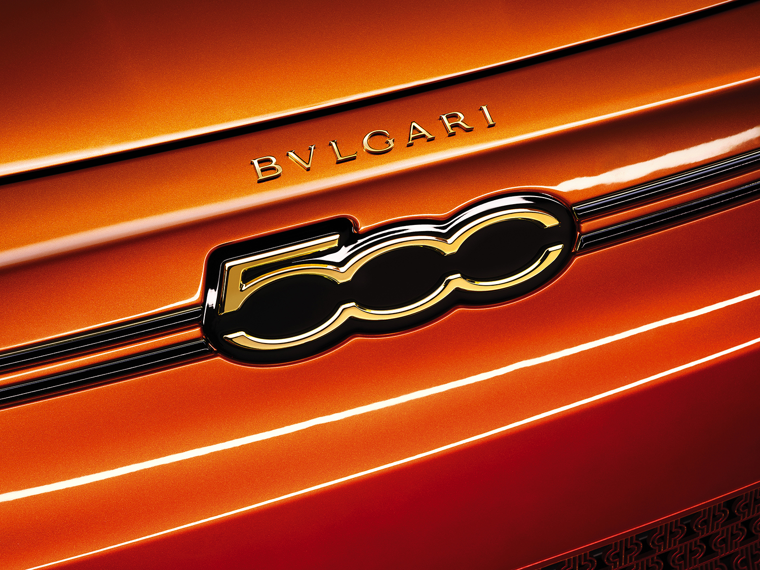 2020 Fiat 500 electric Bvlgari - front badge