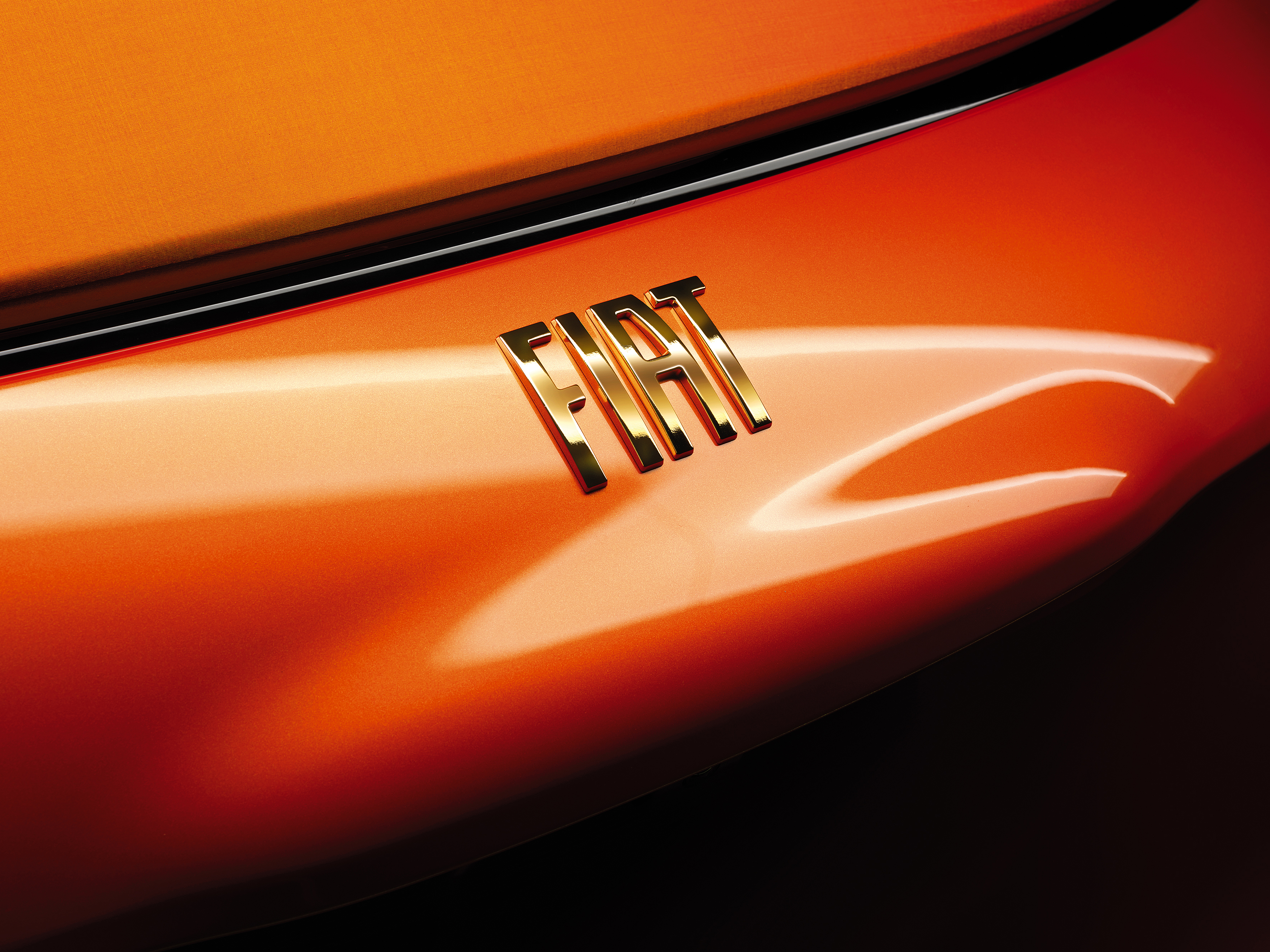 2020 Fiat 500 electric Bvlgari - read badge