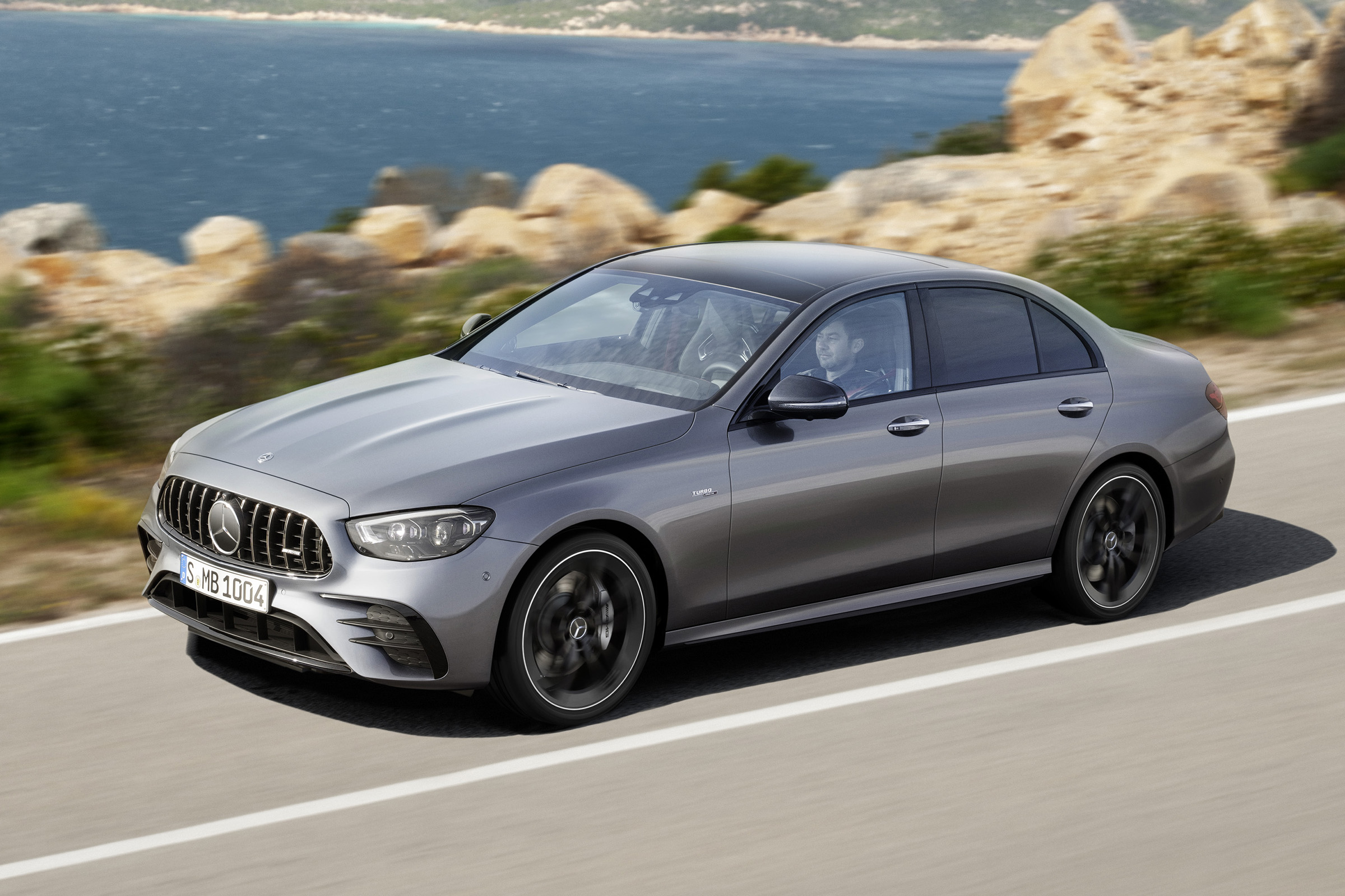 Mercedes-AMG E53 driving