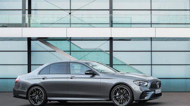 Mercedes-AMG E53 - side view