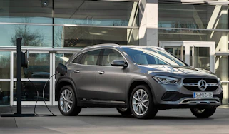 Mercedes CLA and GLA plug-ins - GLA plugged in