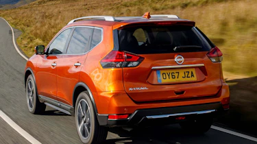 2017 Nissan X-Trail - dynamic rear 3/4