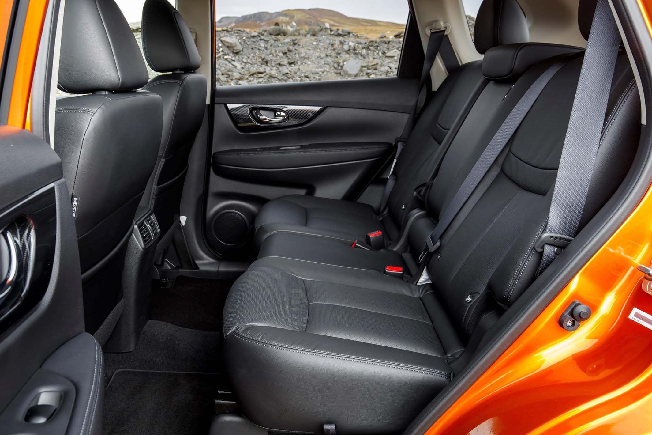 2017 Nissan X-Trail - rear seats