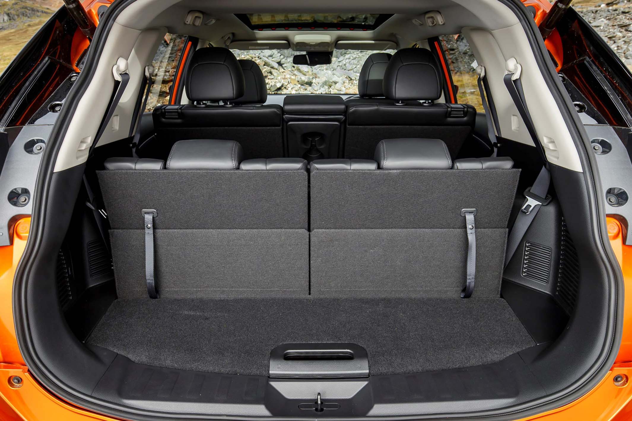 2017 Nissan X-Trail - boot space seats up