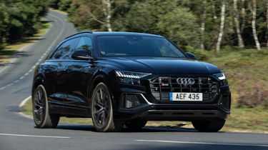 Audi SQ8 - front 3/4 view