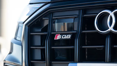 Audi SQ8 - front grill and badge