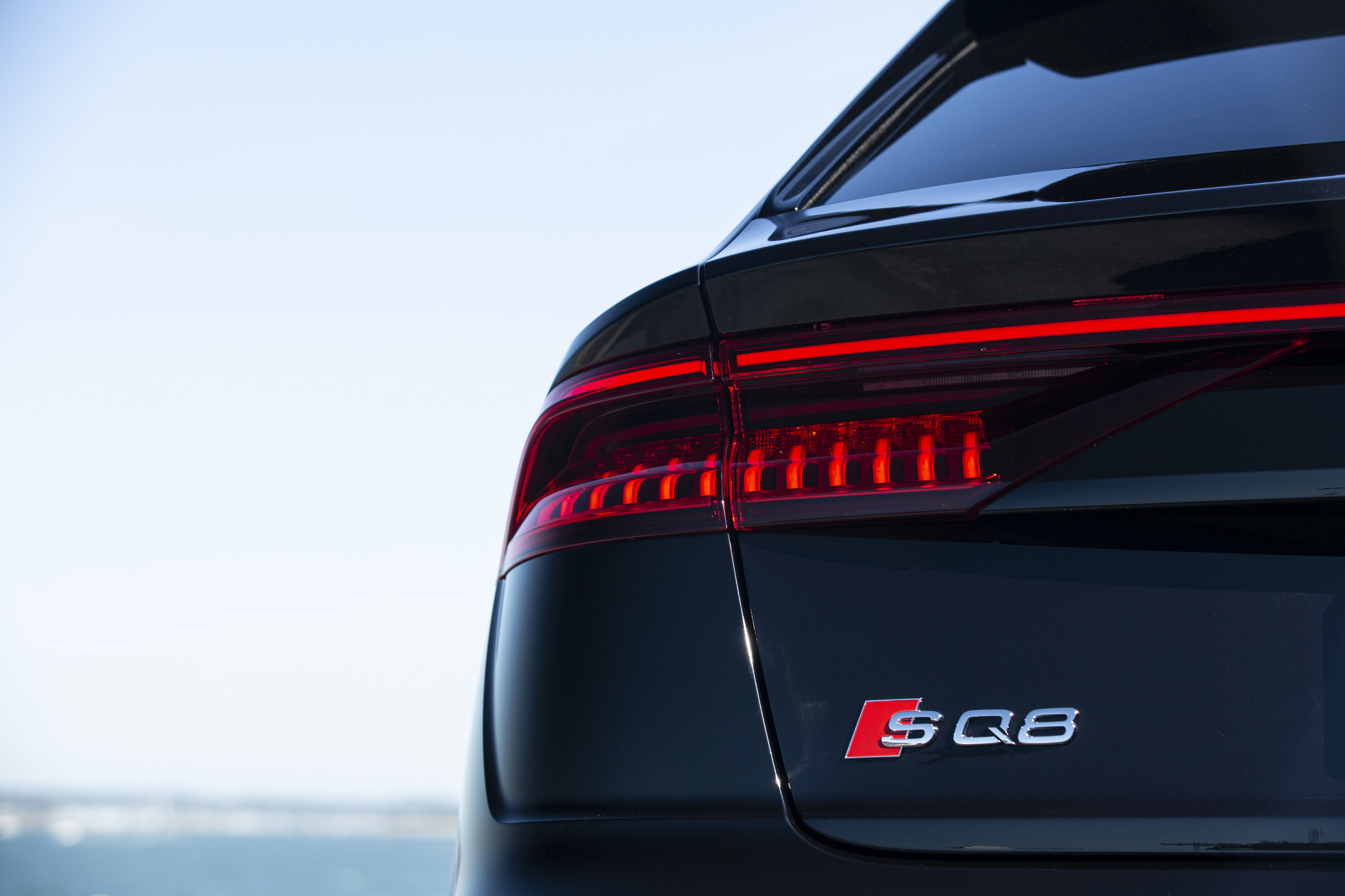 Audi SQ8 - tail-light and badge