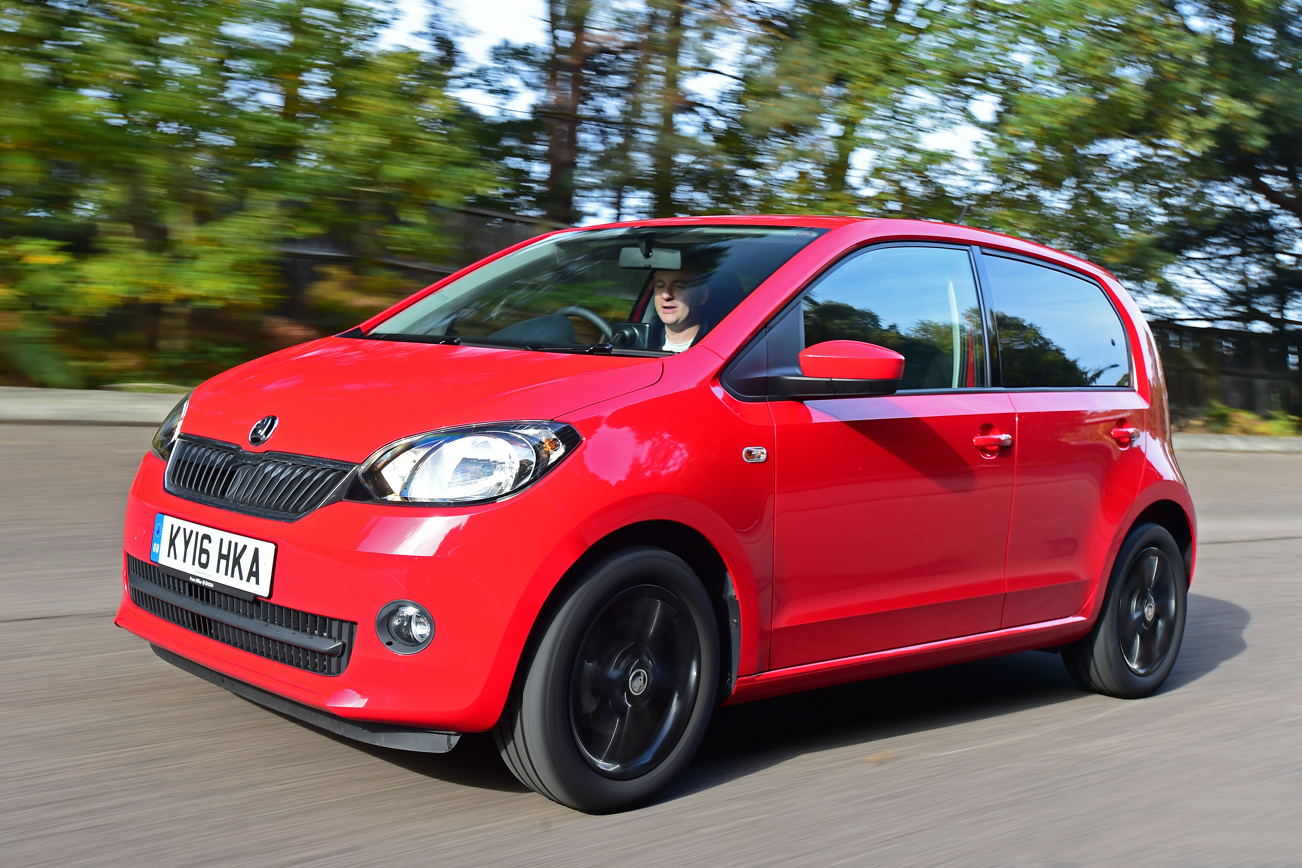 Skoda Citigo - front 3/4 dynamic 