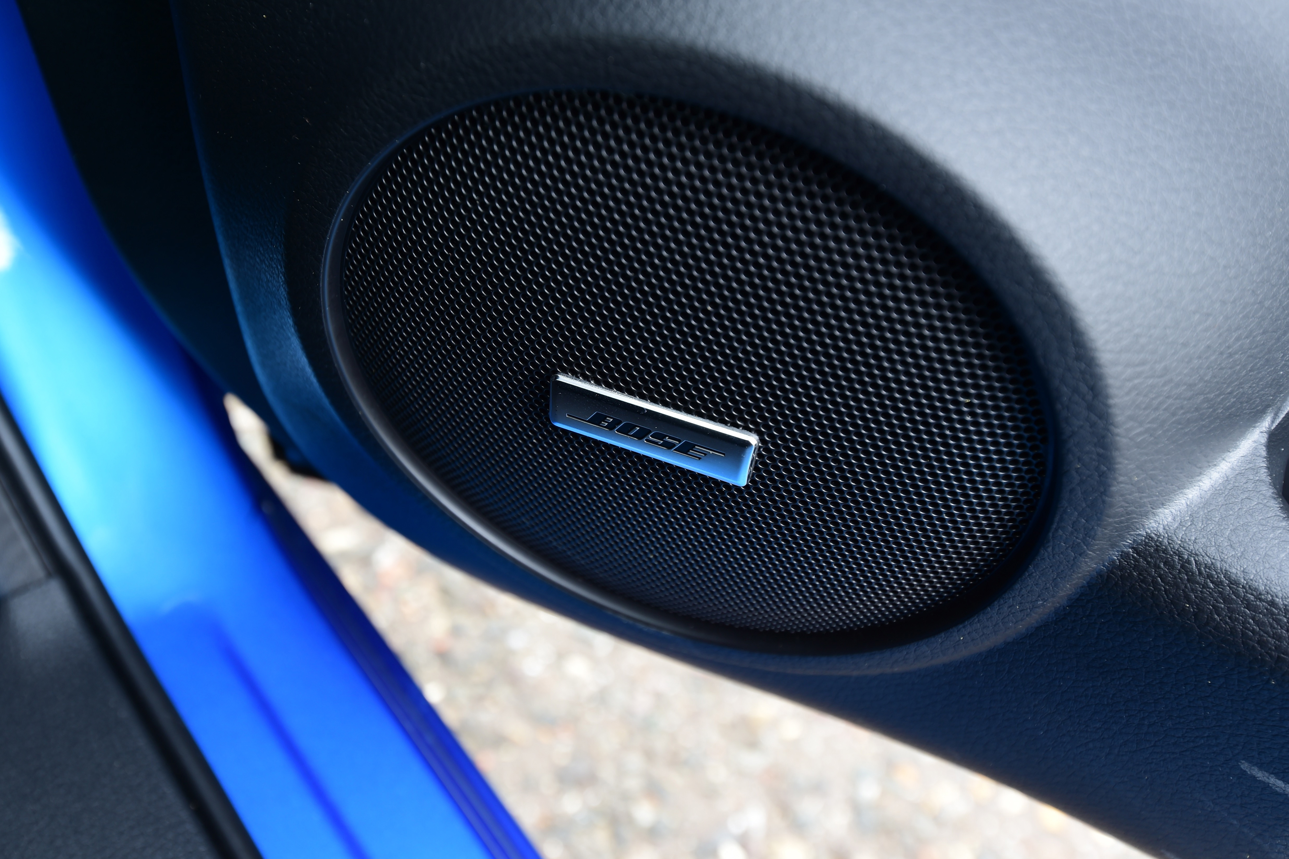 Nissan Qashqai - door speaker 