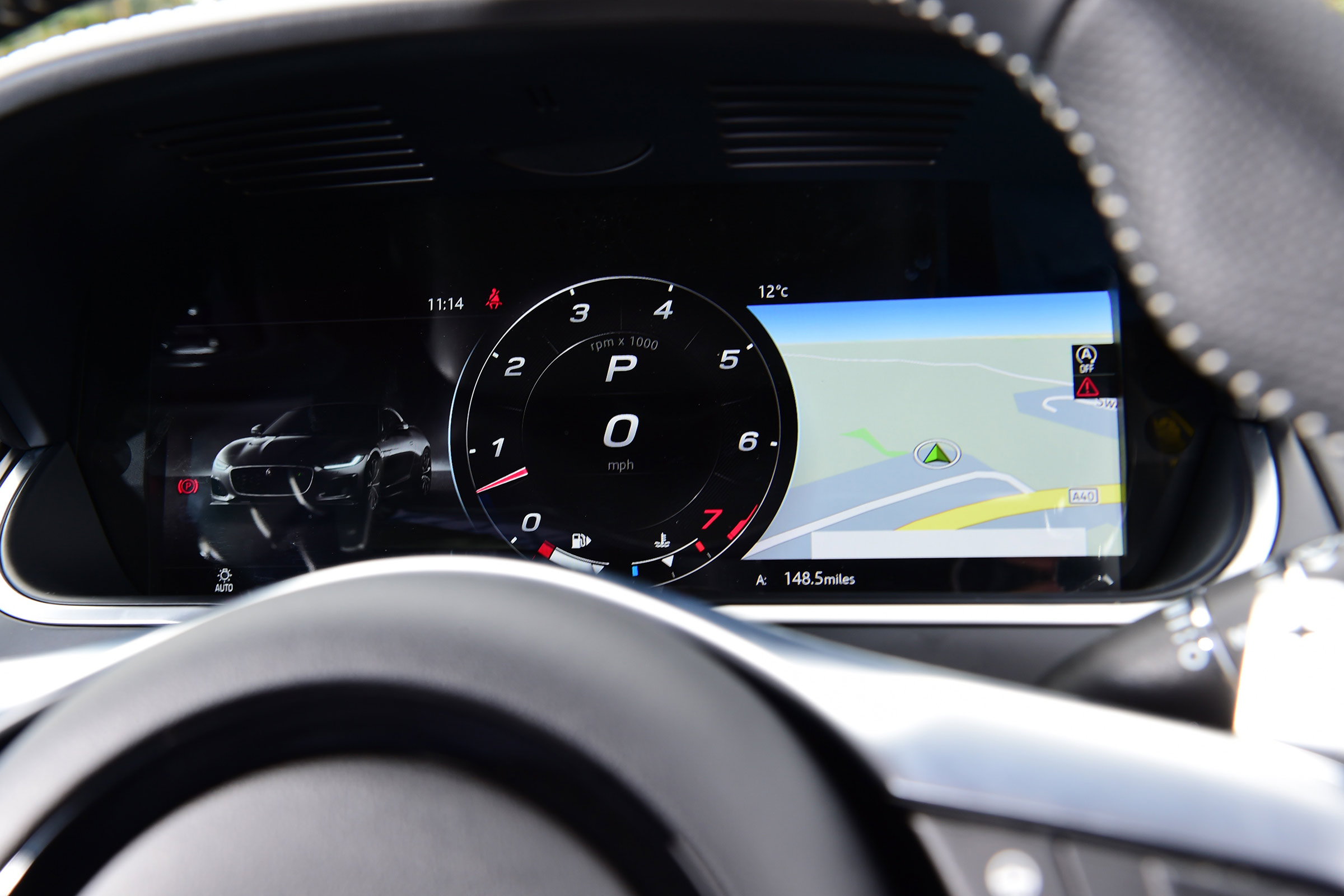 Jaguar F-Type coupe digital instruments