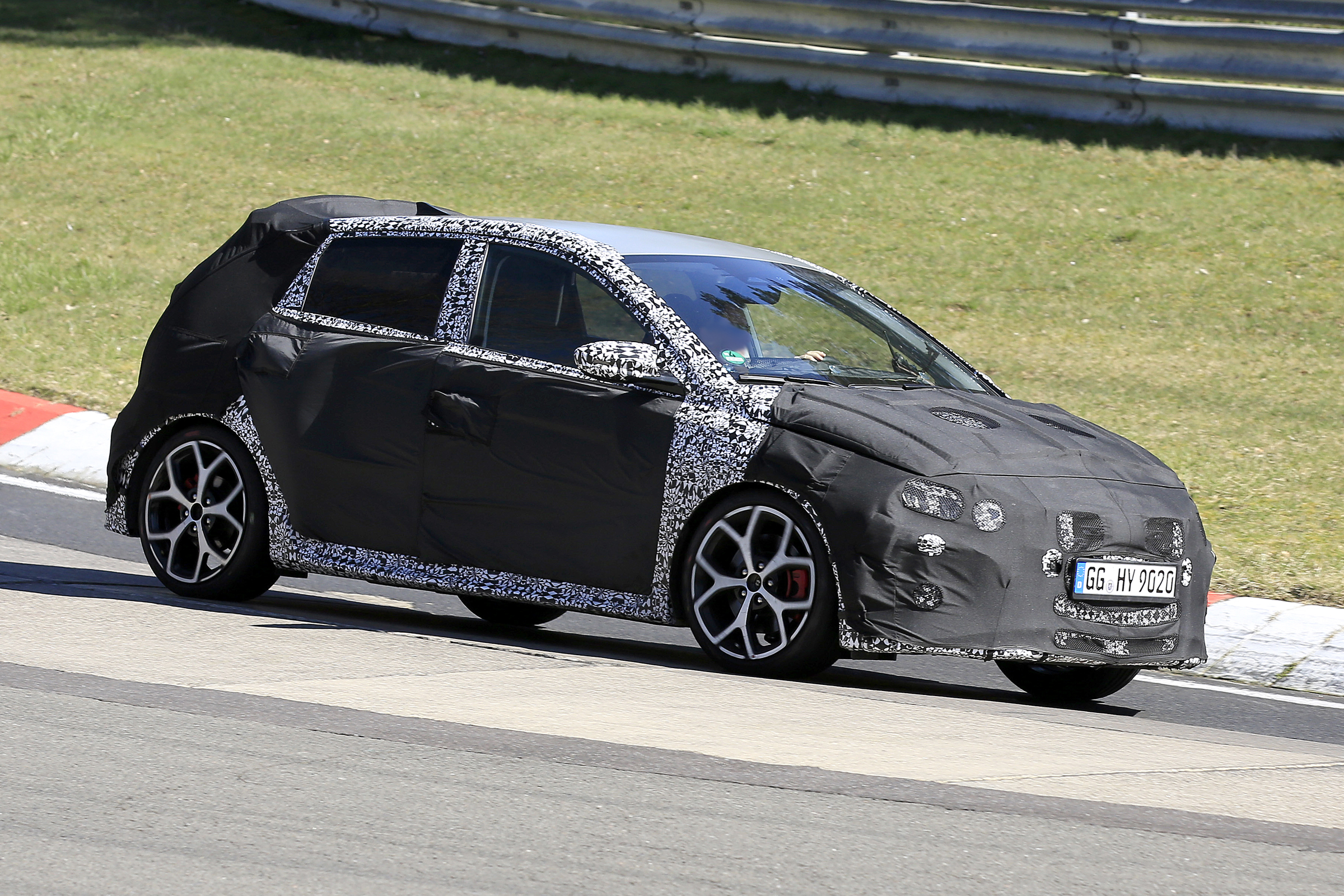 Hyundai i20 N development car - Nurburgring - front 3/4 view