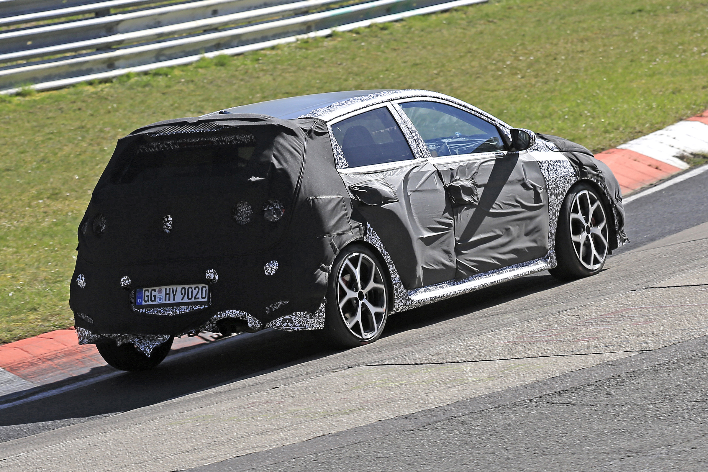 Hyundai i20 N development car - Nurburgring - rear view passing 