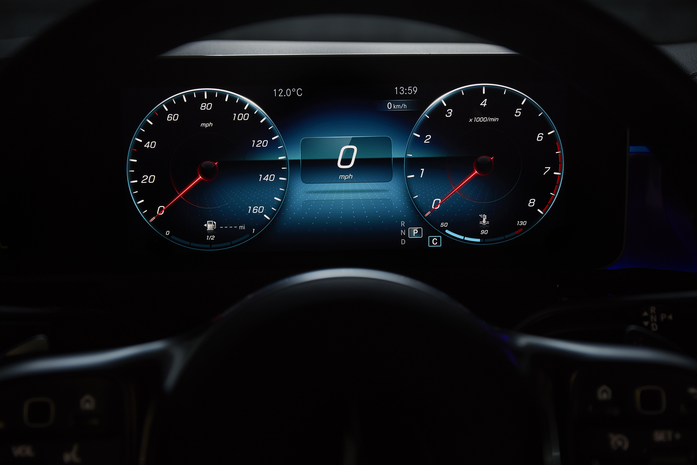 Mercedes CLA Shooting Brake digital dials
