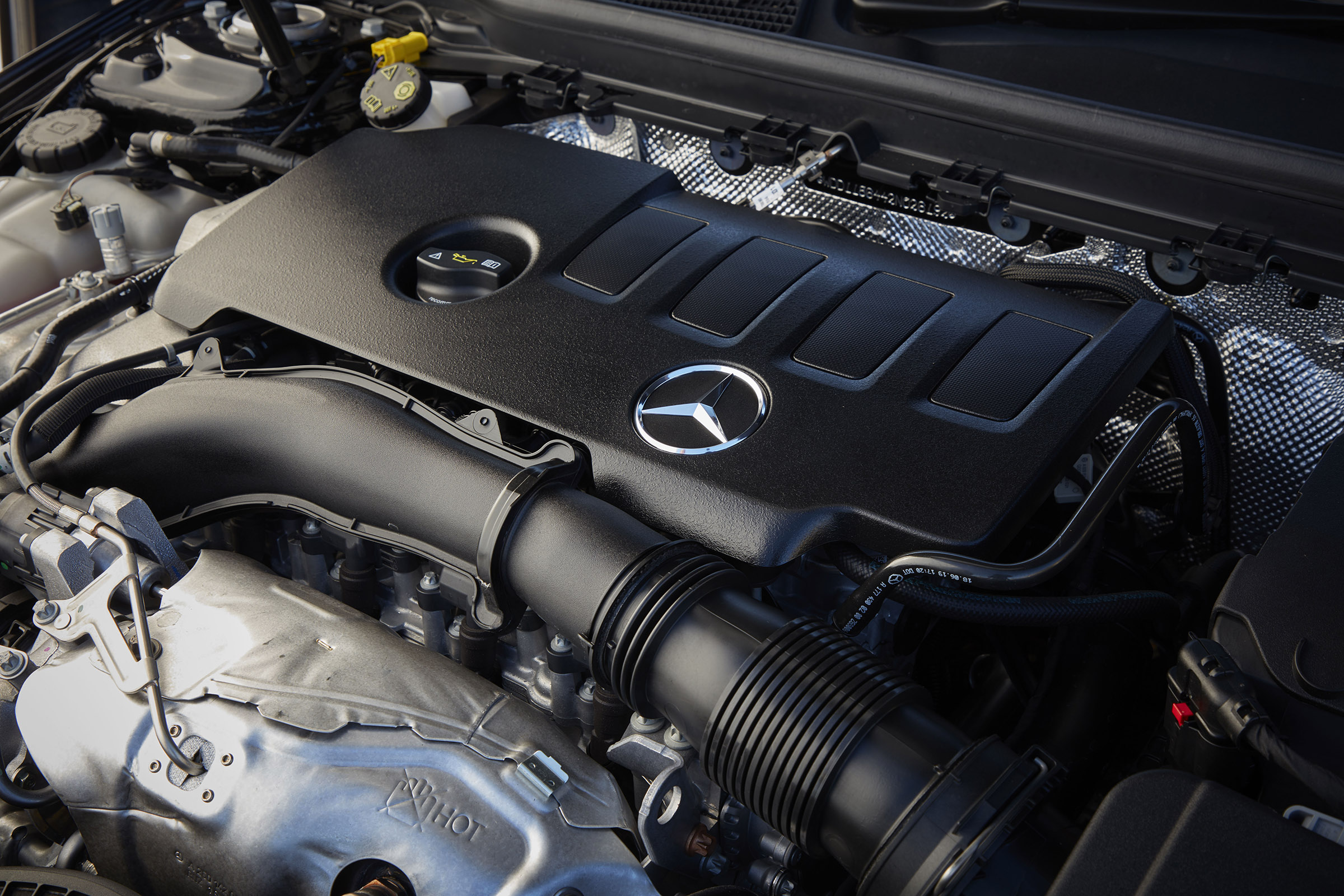 Mercedes CLA Shooting Brake engine