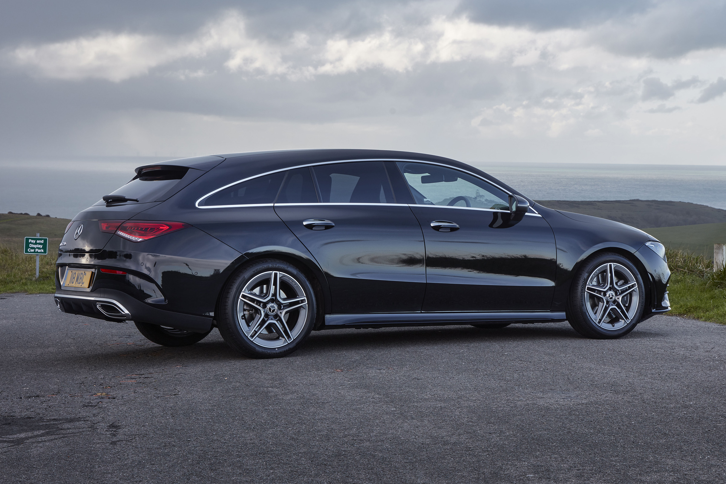 Mercedes CLA Shooting Brake side view