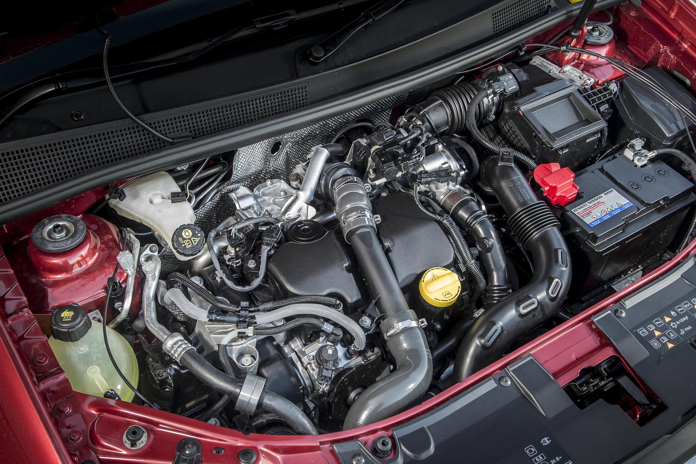 Dacia Sandero hatchback engine