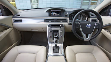 Volvo S80 - interior and dashboard
