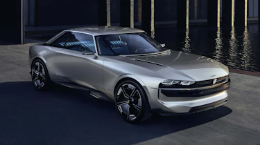 Peugeot e-Legend